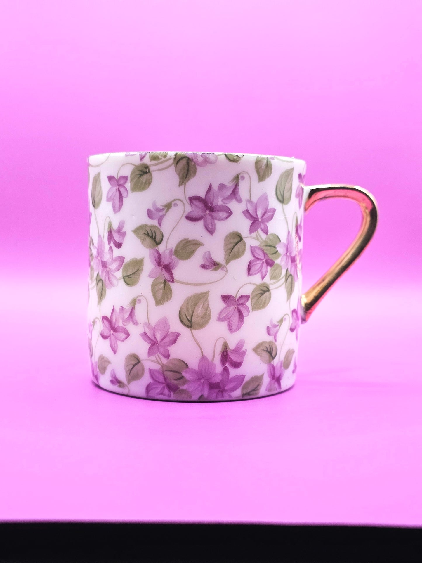 Vintage Royal Chintz Arnart 5th Avenue Lavender Violet Floral Cup or Mug | 8 oz