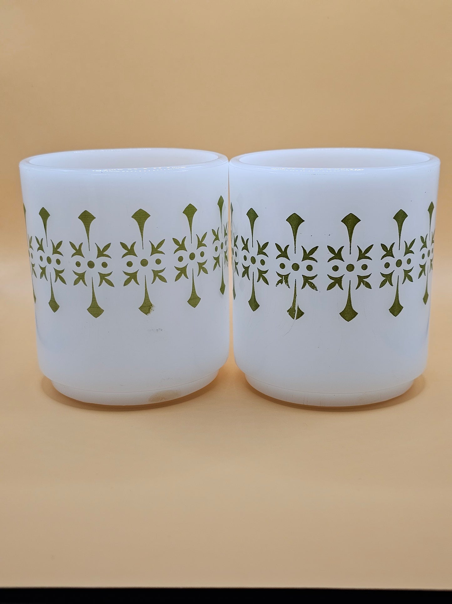 Milk Glass w/ Olive Green Pattern Mug Candle| 8.5 oz