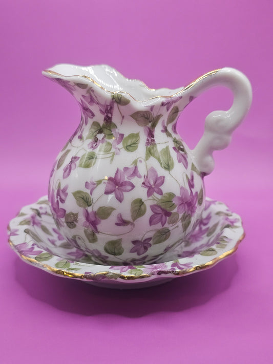 Vintage Royal Chintz Arnart 5th Avenue Lavender Violet Floral Creamer & Saucer Candle| 6 oz