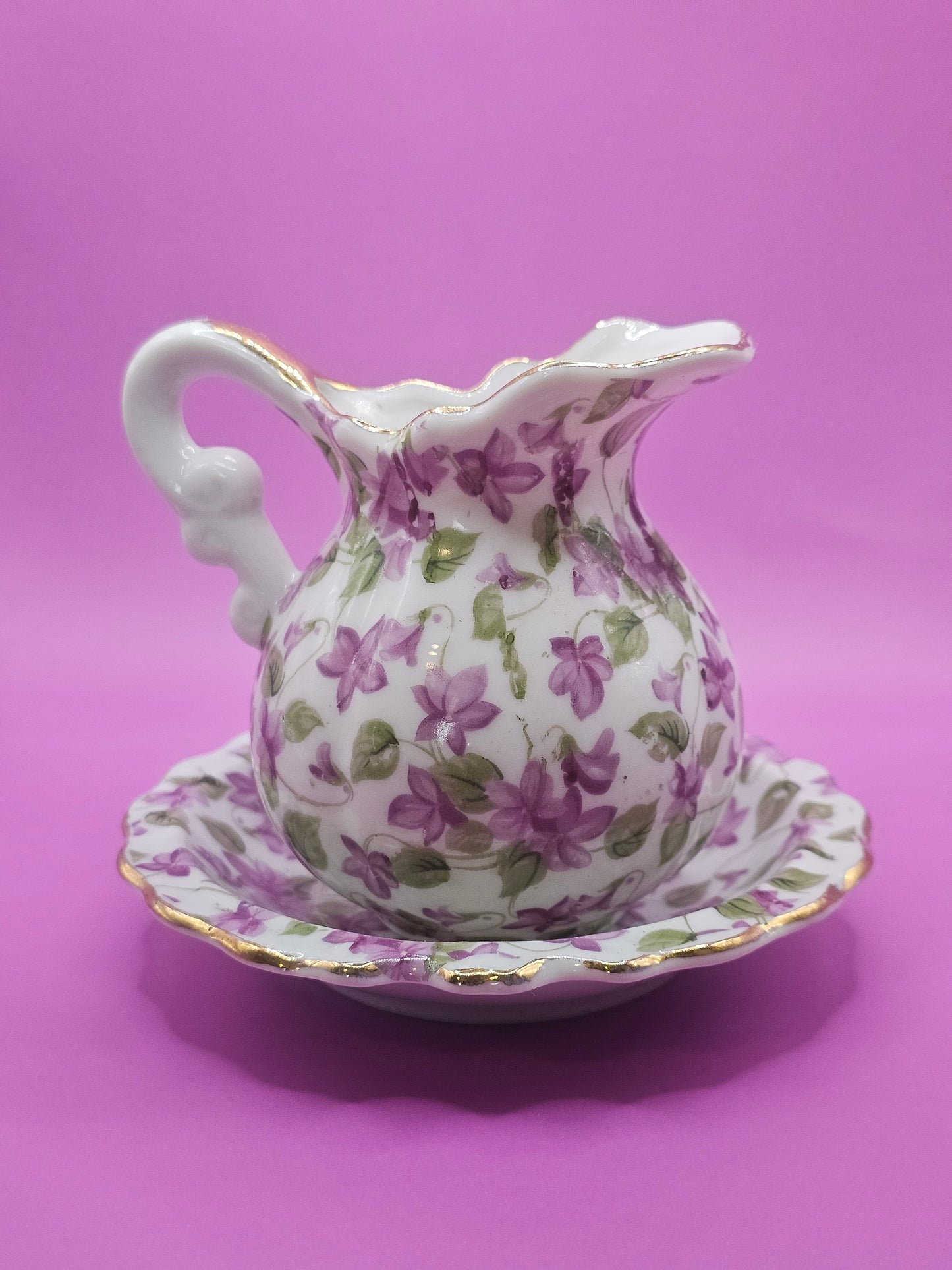 Vintage Royal Chintz Arnart 5th Avenue Lavender Violet Floral Creamer & Saucer Candle| 6 oz